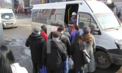 Ала-Тоо конушу: маршруткада тыгылган эл, транспорт жетишсиз