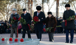 Ленинград курчоосунда калгандар эскерилди 