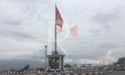 Каракол шаарындагы айланма жолдо жол белгилер орнотулган эмес