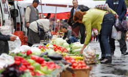 Өзгөн: борбордук көчөдөгү башаламандык 