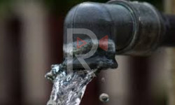 Кызыл-Кыя: чириген түтүктөр орнотулуп, айыл тургундары суусуз калды