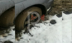 Шагылдын ордуна топурак төгүлгөн Ак-Суунун жолу