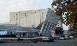 Борбор калааны өнүктүрүү ыргагы кантип ишке ашууда?