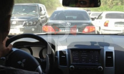 Мыйзамсыз салынган унаа оңдоочу жай жол тыгынын пайда кылууда