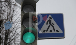 Бишкек: жаңы коюлган жол чырак жол тыгынын пайда кылууда