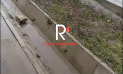 Бишкек шаары: арыкка тыгылган чоң таштар