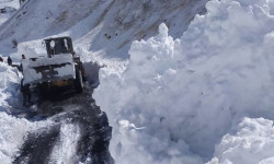 Кыргызстандын тоолуу райондорунда кар көчкү түшүү коркунучу бар