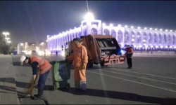 “Ала-Тоо” аянтынан митингден кийин бир тоннага чукул таштанды чогултулду