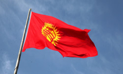 Кыргызстанда мамлекеттик туу күнү белгиленүүдө