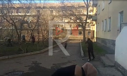 Кара-Балтада көп кабаттуу үйдүн тургундары ишембиликке чыгышты