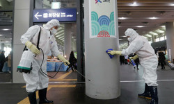 Түштүк Кореяда бир сутка ичинде 248 адамга коронавирус жукту
