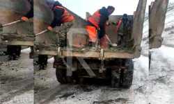 "Төө ашуу" ашуусундагы жолго таш аралаш кум чачылууда