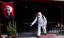 Түркияда билим берүү мекемелери убактылуу жабылат