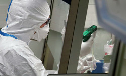 Коронавирус: үч адам менен байланышта болгон 90дон ашуун адам обсервацияга жаткырылды