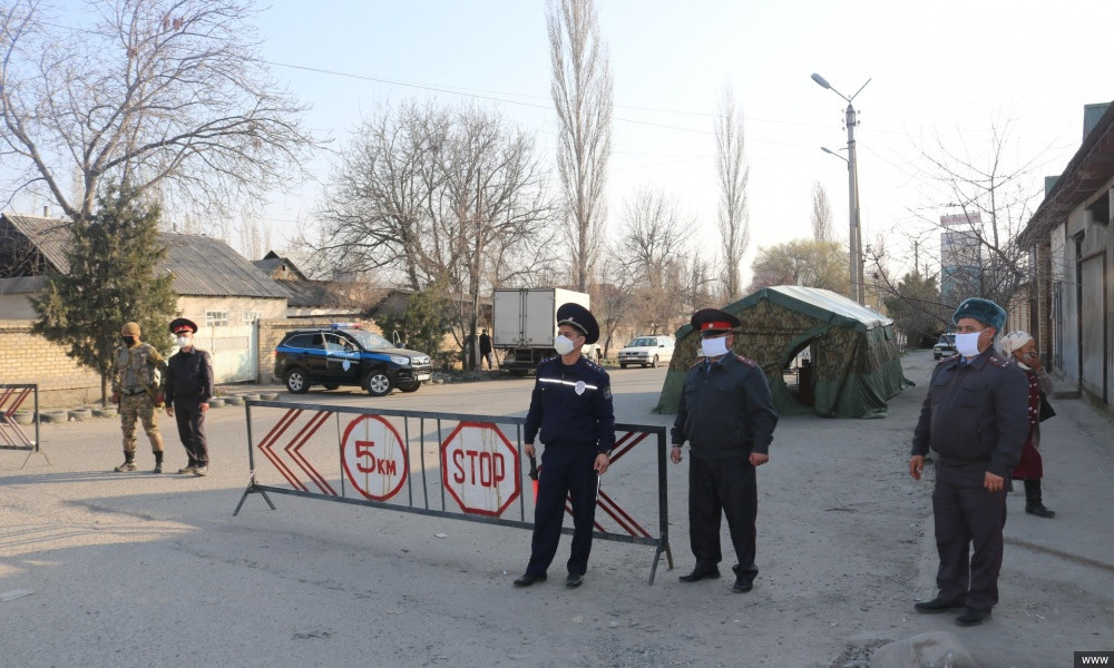 Введено ЧП в ряде городов и районов КР