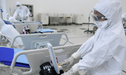 Бир сутка ичинде 12 дарыгерден коронавирус жуктуруп алганы аныкталды 