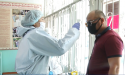 Кыргызстанда сутка ичинде коронавирусту 4 медицина кызматкери жуктуруп алды