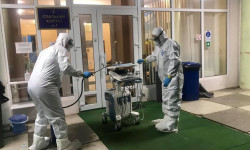 Азыркы тапта медкызматкерлердин 30%ы гана ооруканада дарыланып жатат