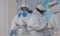 Бишкек: 5 медициналык кызматкерлер коронавирус жуктуруп алганы аныкталды