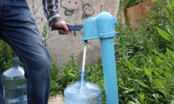 Баткен: Чет-Булак жаңы конушуна быйыл алгачкы ирет ичүүчү таза суу жетет - Кыргызстан жаңылыктары