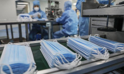 Өлкөдө бет кап жана антисептиктерди өндүрүү ыкчамдайт - Кыргызстан жаңылыктары    