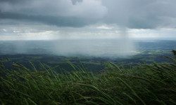 Шашылыш билдирүү! 8-10-июнга чейин өлкө аймагында аба ырайы туруксуз болот  