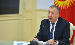 Кубатбек Боронов: Ооруканаларды кышка даярдоону күчөтүү керек