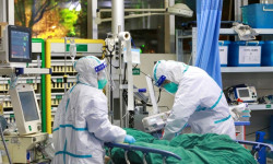 49 медициналык кызматкер коронавирус жуктуруп алганы аныкталды