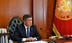 Президент менен премьер өлкөдөгү эпидемиологиялык кырдаалга байланыштуу онлайн кеңешме өткөрдү