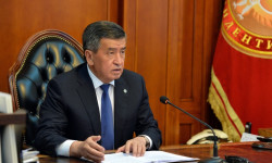 Баткен облусун социалдык-экономикалык жактан өнүктүрүү маселелери талкууланды 