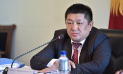 Саламаттык сактоонун мурдагы министри Космосбек Чолпонбаев кармалды