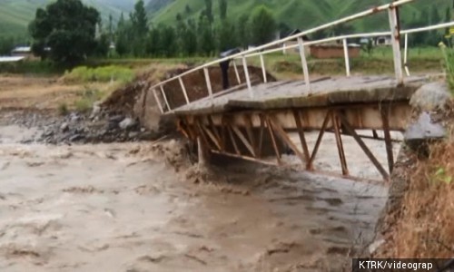 В Аксы сели размыли 4 моста