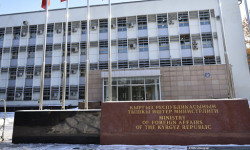 Кыргызстан тышкы саясатын үзгүлтүксүз жүргүзөт