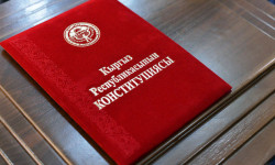 Расмий тил тууралуу талкуу