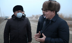 Талант Мамытов Маданият-Жалал-Абад автожолунун бөлүгүндөгү курулуш иштери менен таанышты