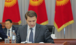 Артём Новиков Ысык-Көлдү кыдырды