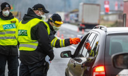 Чехия ужесточает ограничения в связи с пандемией