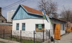 Музей дүйнө:  Алыкул Осмоновдун үй музейи  (аудио)