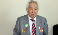 Кыргыз эл акыны Рамис Рыскулов 87 жашында дүйнөдөн кайтты 