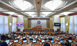 Жогорку Кеңеш бүгүн жаңы өкмөттүн курамын карайт