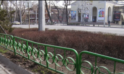 Борбор калаада жол жээгиндеги ар кандай тосмолор алынат