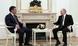 Президент Садыр Жапаров биринчи чет элдик иш сапары менен Москва шаарына барды