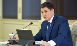 Марипов провел совещание по обсуждению реализации плана первоочередных мер