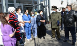 Жаза аткаруу мамлекеттик кызматы балдар онкологиясы бөлүмүндө дарыланып жаткан балдарга жардам көрсөтүштү