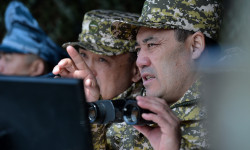 Садыр Жапаров «Коопсуздук — 2021» жана «Калыптандыруу Түштүк — 2021» аскердик машыгууларынын жүрүшүнө көз салды