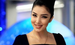 Өзбекстандын "Узбекнаво" эстрадалык бирикмеси Ситора Фармонованы лицензиясынан ажыратты