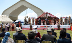 На побережье Иссык-Куля стартовала международная туристическая ярмарка «Я кочевник»