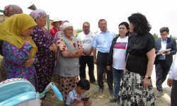 Жылдыз Бакашова Баткен облусундагы бир катар социалдык объектилердин абалы менен таанышты