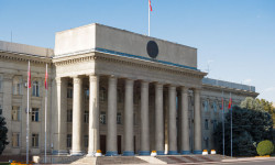 Президенттин атына жамынып иш кылган айрым абийирсиз адамдар болуп жатат