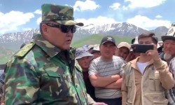 Тактала элек жерге уруксат берилбейт. Ташиев Чоң-Алайда жергиликтүү тургундар менен жолугушту